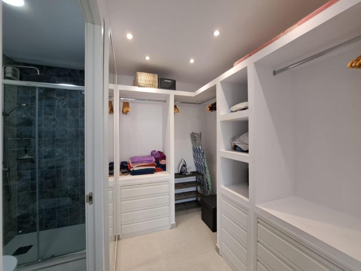 Newly Reformed 2 Bedroom Apartment In The Center Of Los Cristianos Лос Кристианос Экстерьер фото